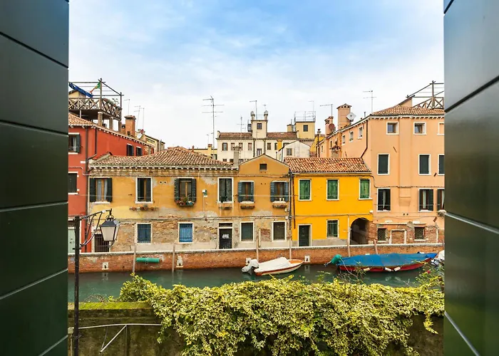 Vista Canale, 4 Ospiti, 2 Camere E 2 Bagni